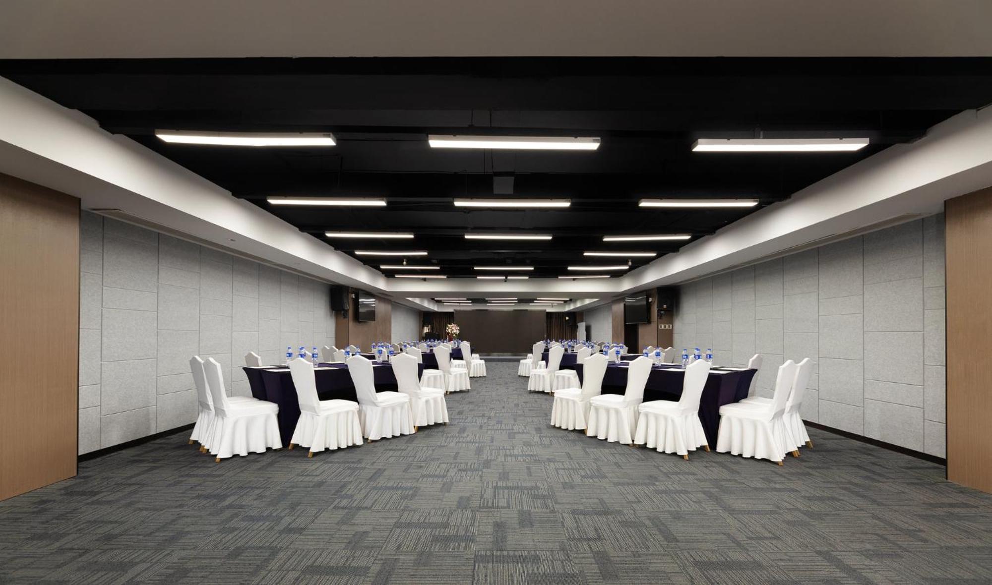 Holiday Inn Express Chengdu Wuhou By Ihg-Wuhou Temple And Jinli Eksteriør bilde