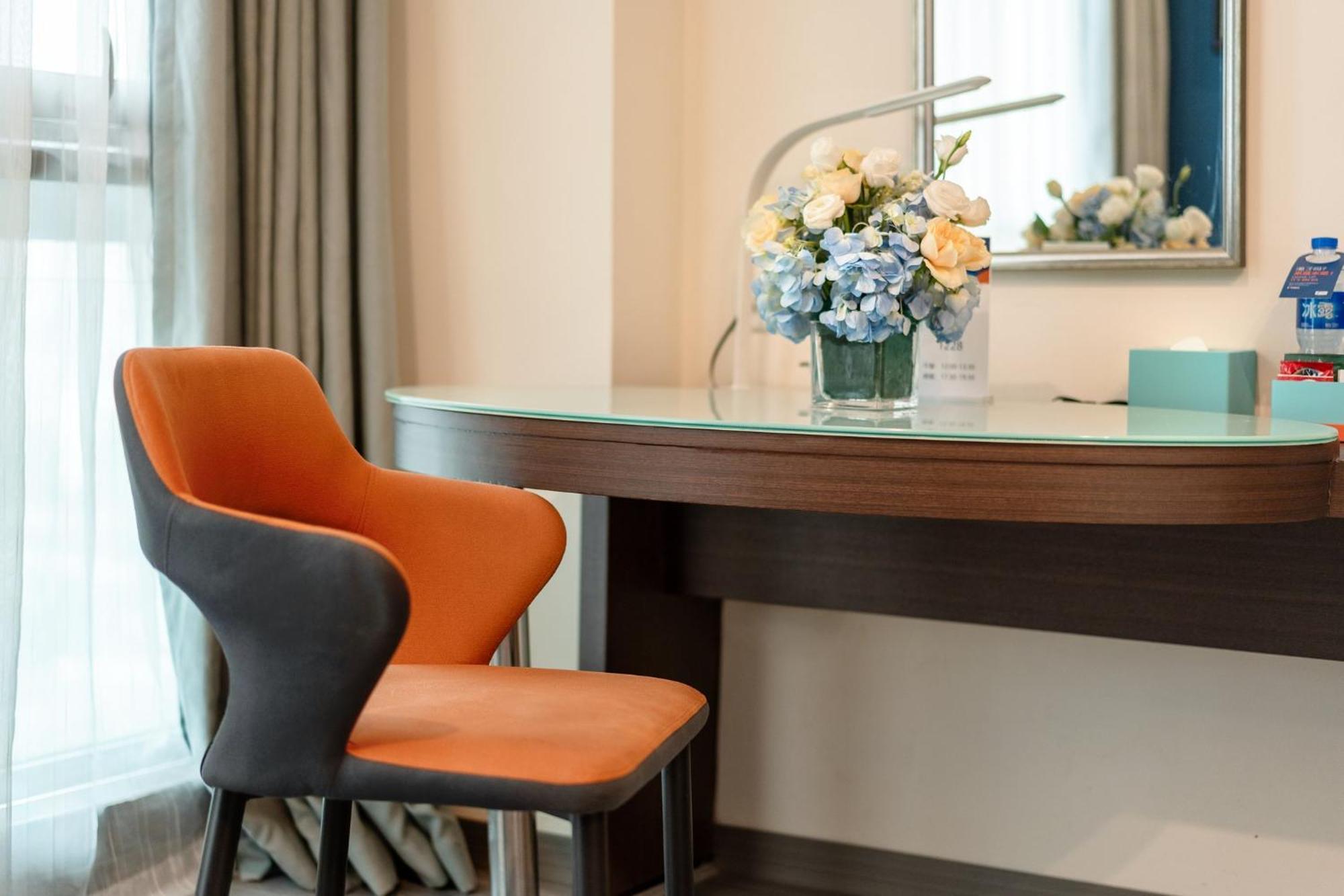 Holiday Inn Express Chengdu Wuhou By Ihg-Wuhou Temple And Jinli Eksteriør bilde