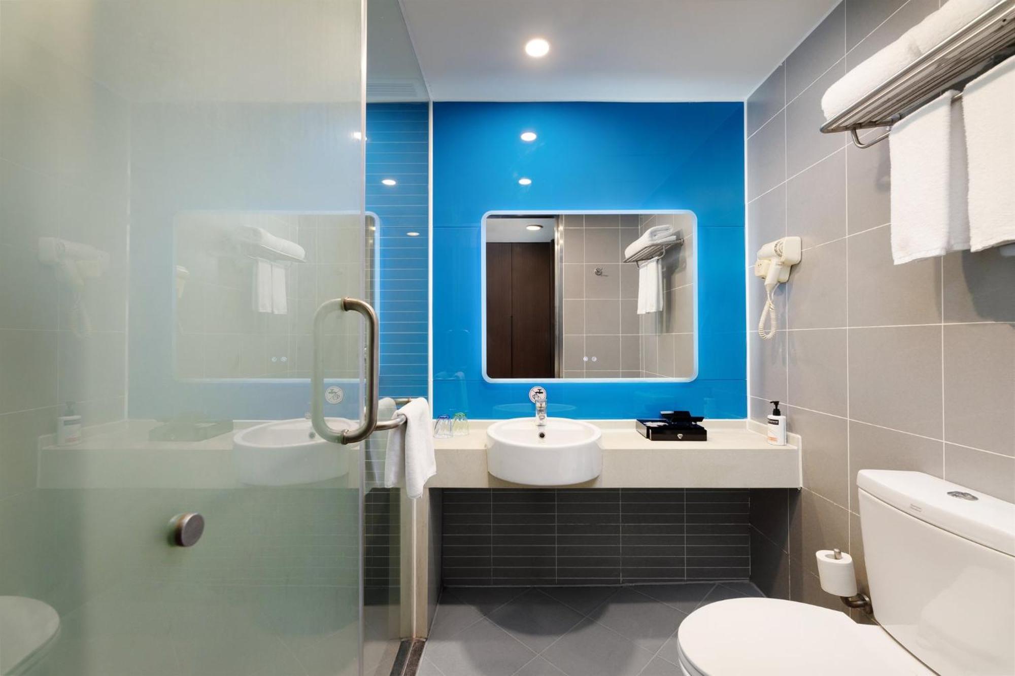 Holiday Inn Express Chengdu Wuhou By Ihg-Wuhou Temple And Jinli Eksteriør bilde