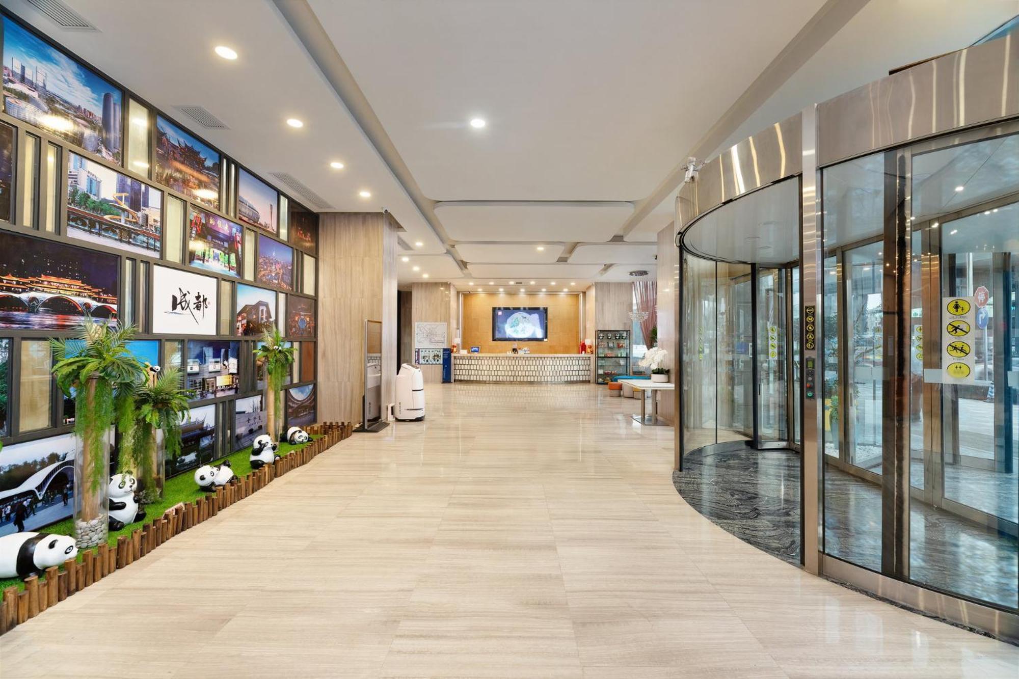 Holiday Inn Express Chengdu Wuhou By Ihg-Wuhou Temple And Jinli Eksteriør bilde