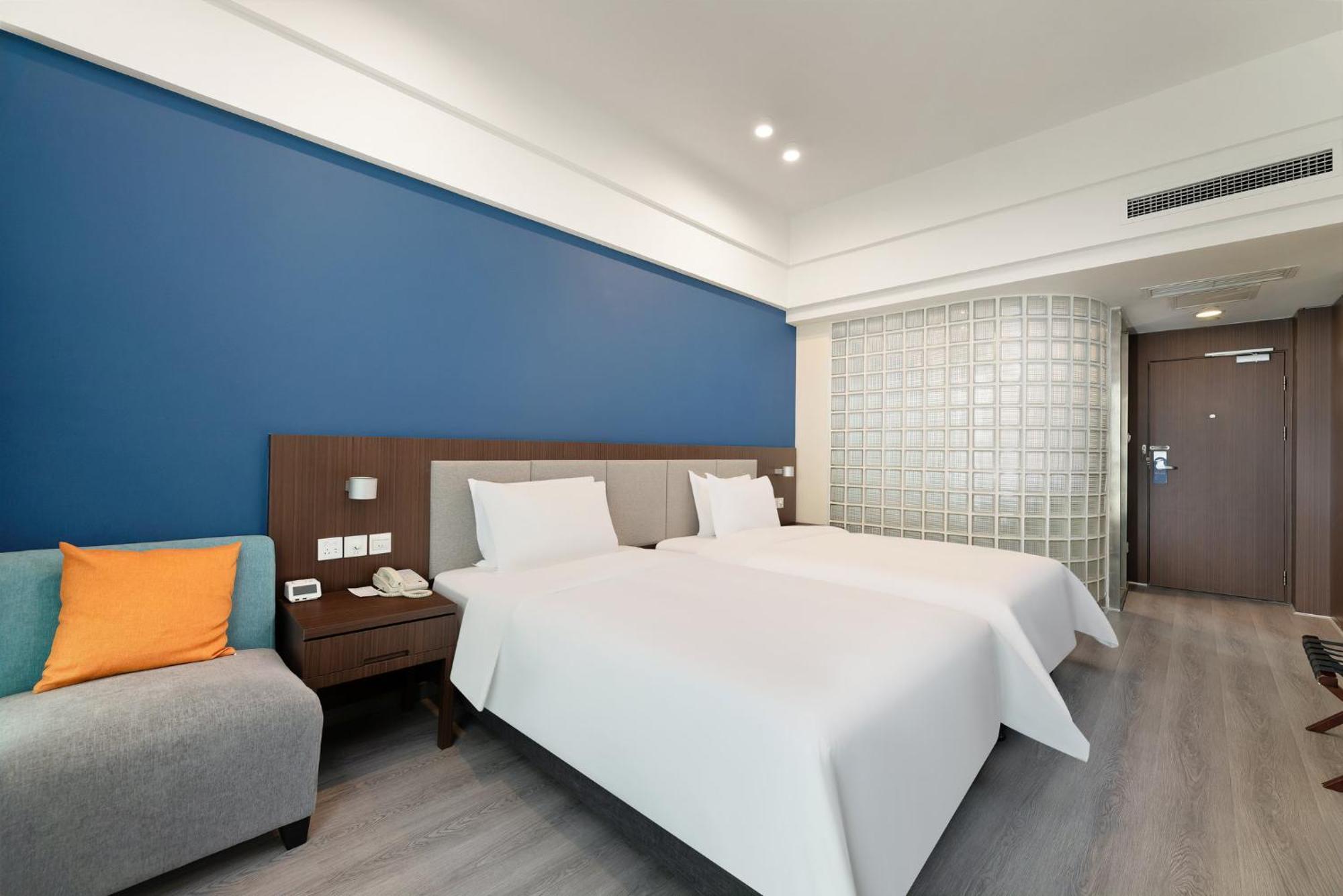 Holiday Inn Express Chengdu Wuhou By Ihg-Wuhou Temple And Jinli Eksteriør bilde